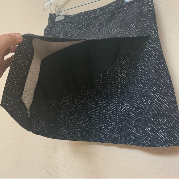 ✅ H & M Black White Speckle Assymetrical Flap Skirt - Picture 4 of 12